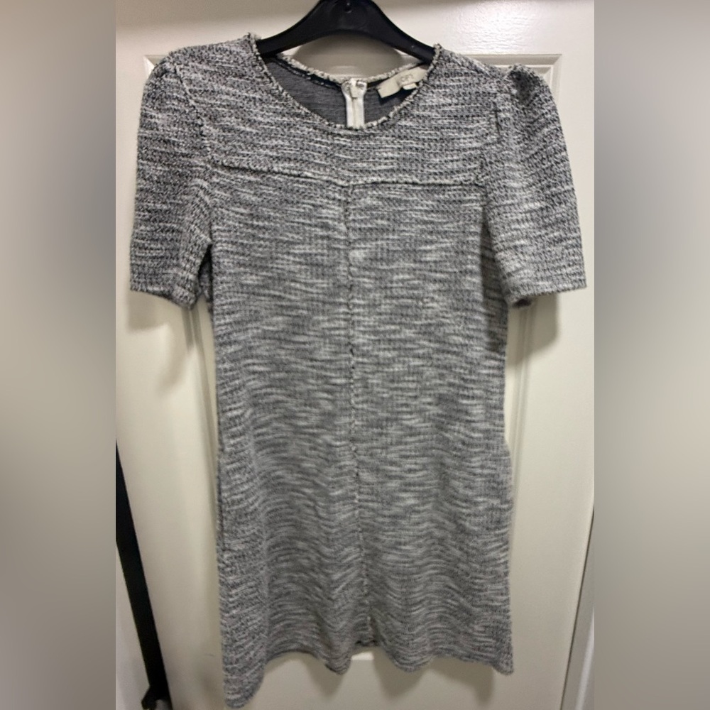 LOFT Black/white Dress with Pockets